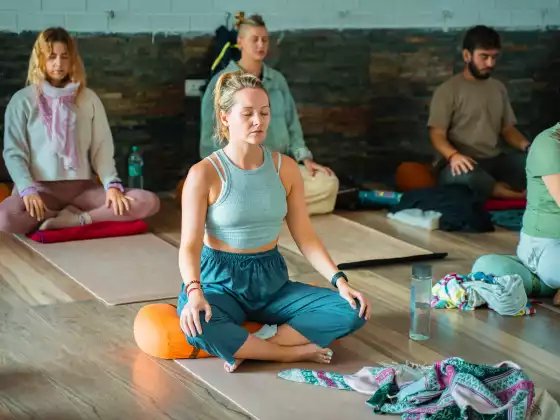 Pata de león para restablecer el campo electromagnético del cerebro - Kundalini Yoga