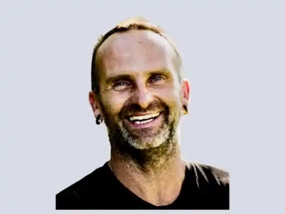 Brad Hay,
健康與保健
Expert at 2023 年 Fit & Free 研討會