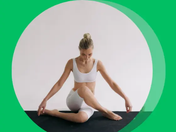 赋能 Vinyasa：中级瑜伽流程